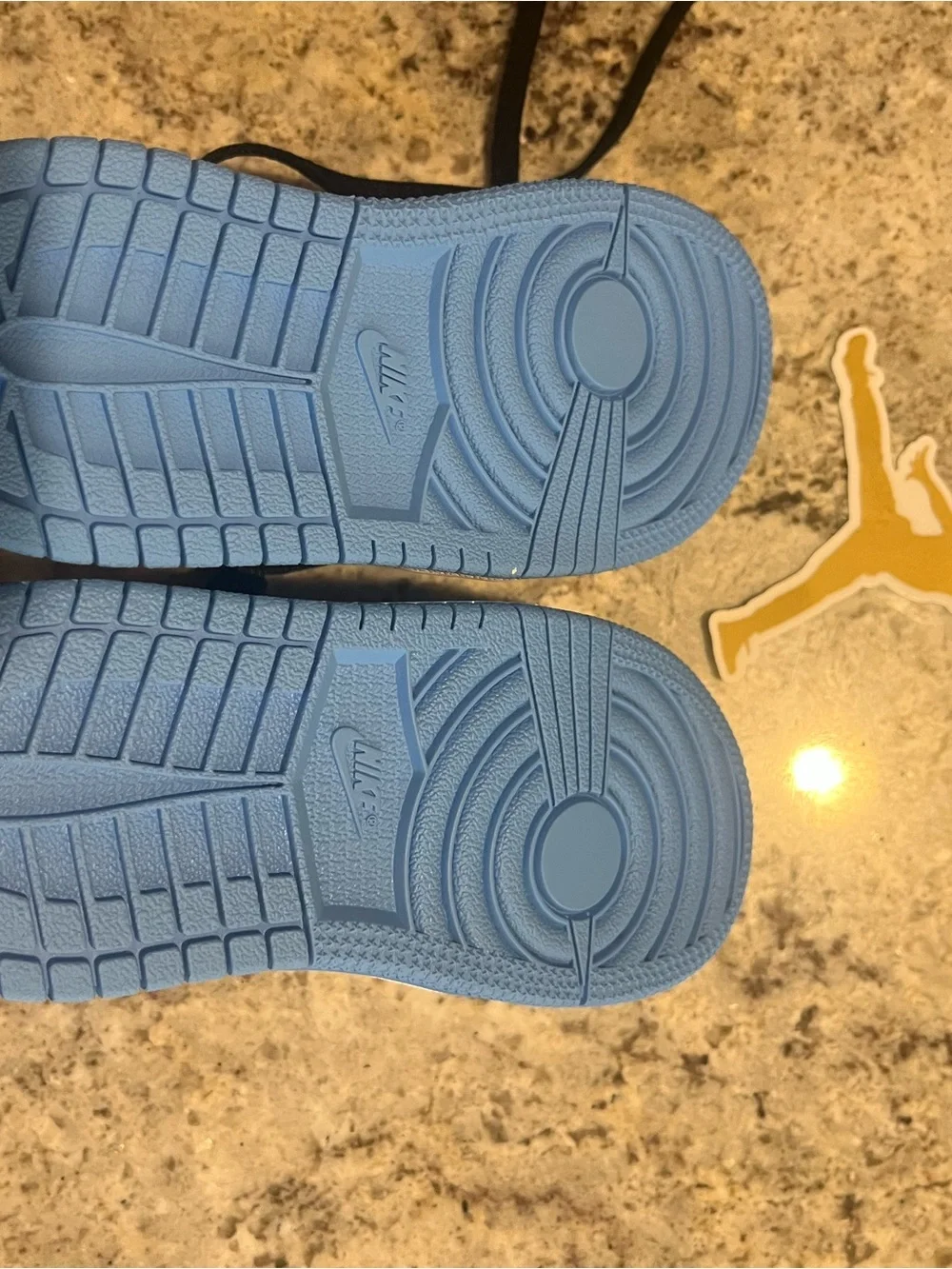 Nike Kids High-Top Sneakers in University Blue/Black/White